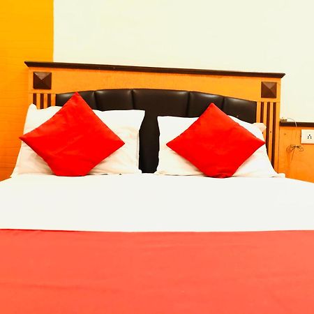 Hotel Volga 2 Мумбаї Екстер'єр фото