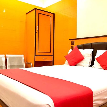 Hotel Volga 2 Мумбаї Екстер'єр фото